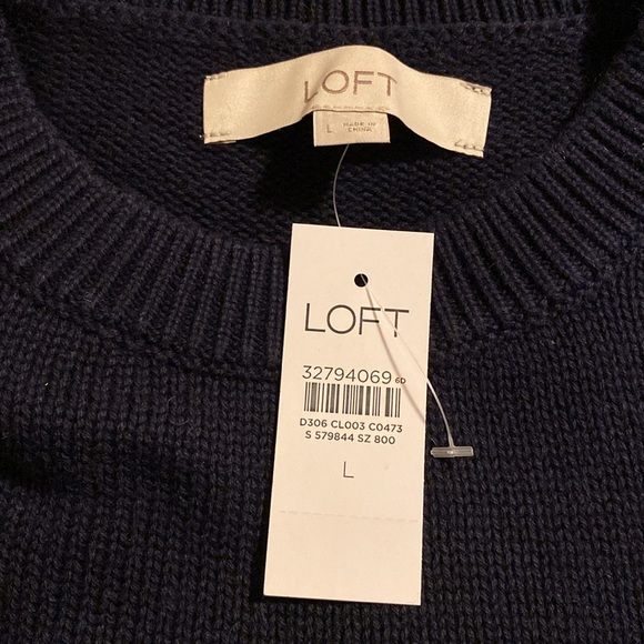 LOFT Navy striped puff sleeve sweater size Large - Picture 4 of 5